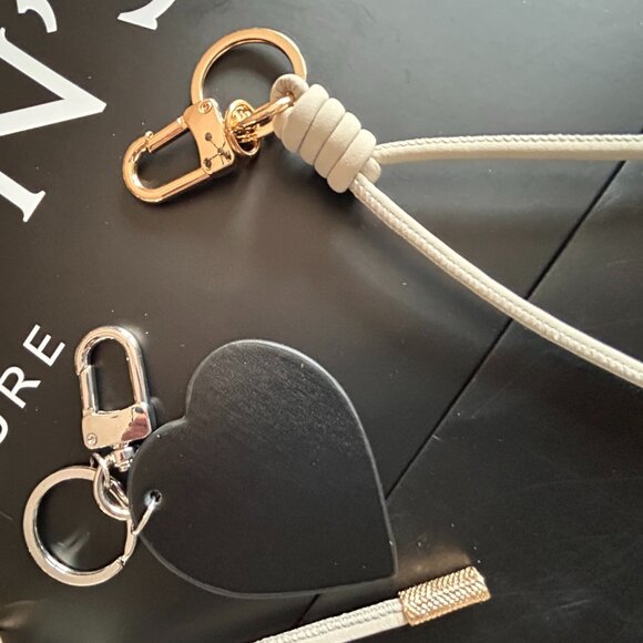 COPY - New. Snap Bag Charm. Leather. BLACK & SILVER HEART KeyChain. - Picture 10 of 16